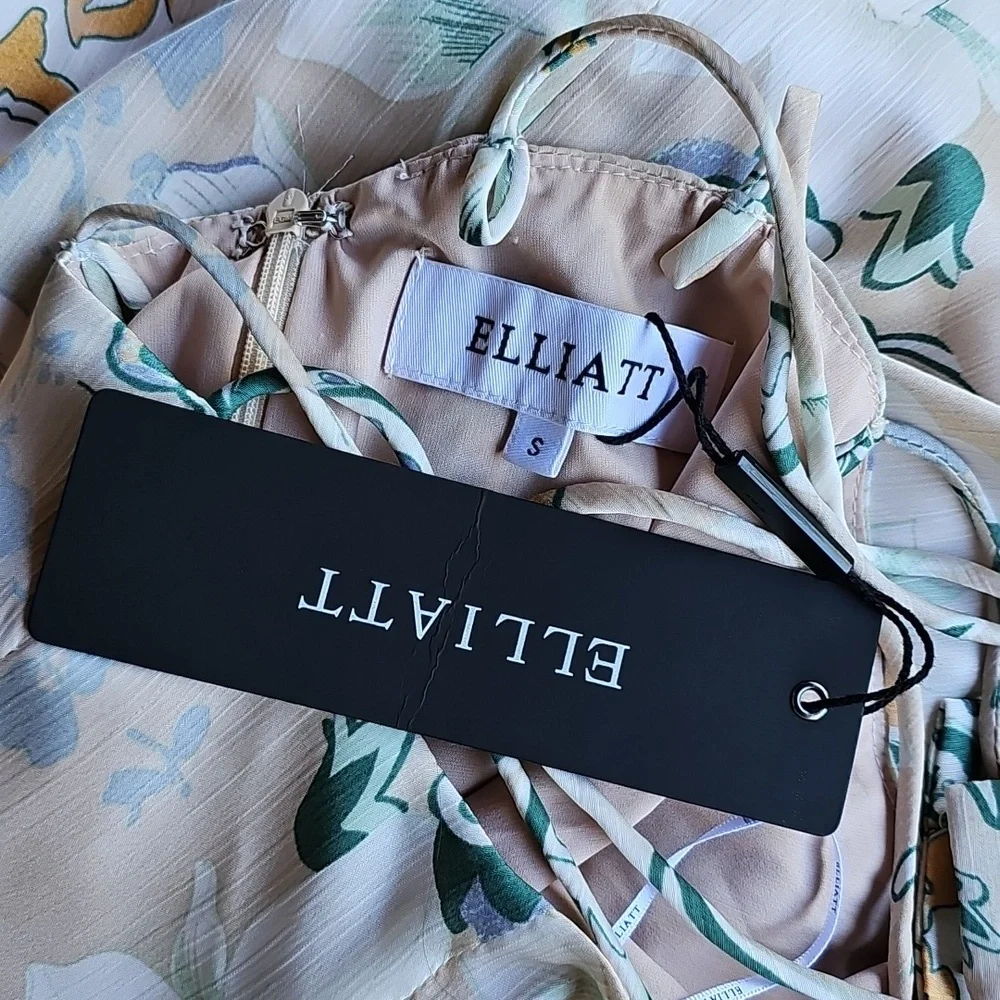 ELLIATT Appearance Dress - Picture 8 of 8